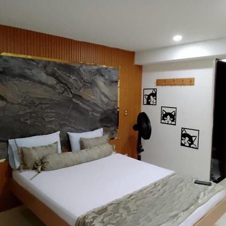 Hotel El Playon Medellin Bagian luar foto